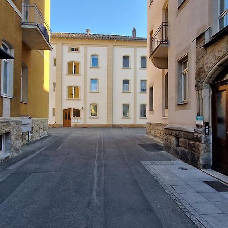 Grosse 3-Zimmer Wohnung - Zentral-Coburg - Kostenloser Parkplatz Екстер'єр фото